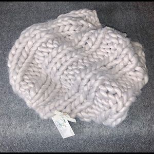 Barnes & Noble Seattle Puff Snood Infinity Scarf
